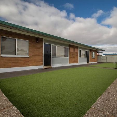 Willow Court Unit 2 Apartamento Broken Hill Exterior foto